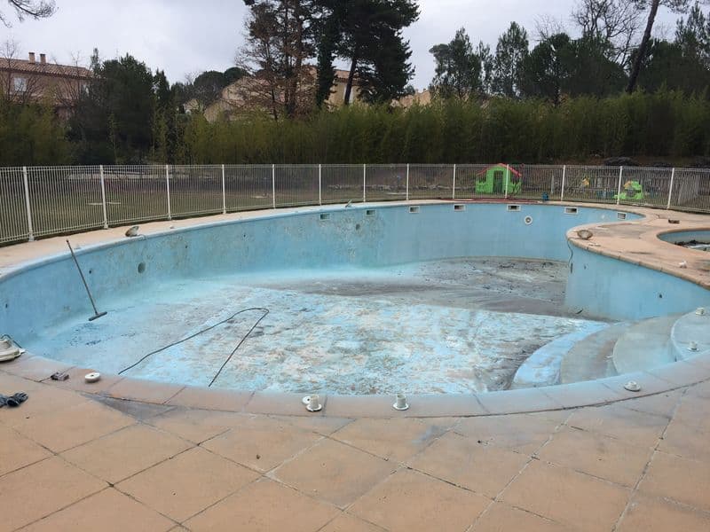 Contrôle d'étanchéité d'une piscine à Cannes