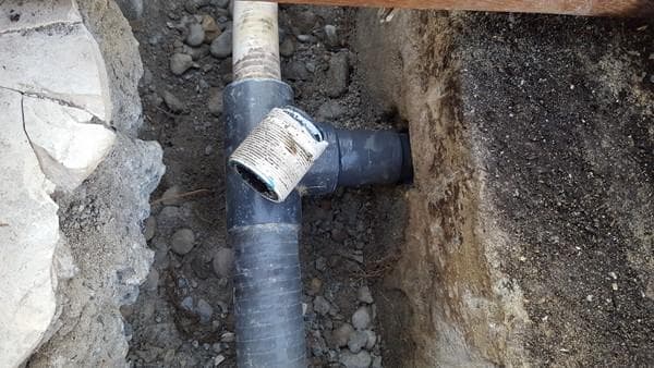 Réparation d'une canalisation enterrée à Antibes